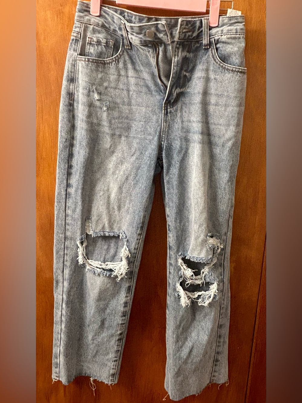 SHEIN Light Wash Ripped Straight-Leg Jeans